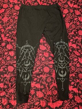 Restyle leggings with black on black cyber sigil design